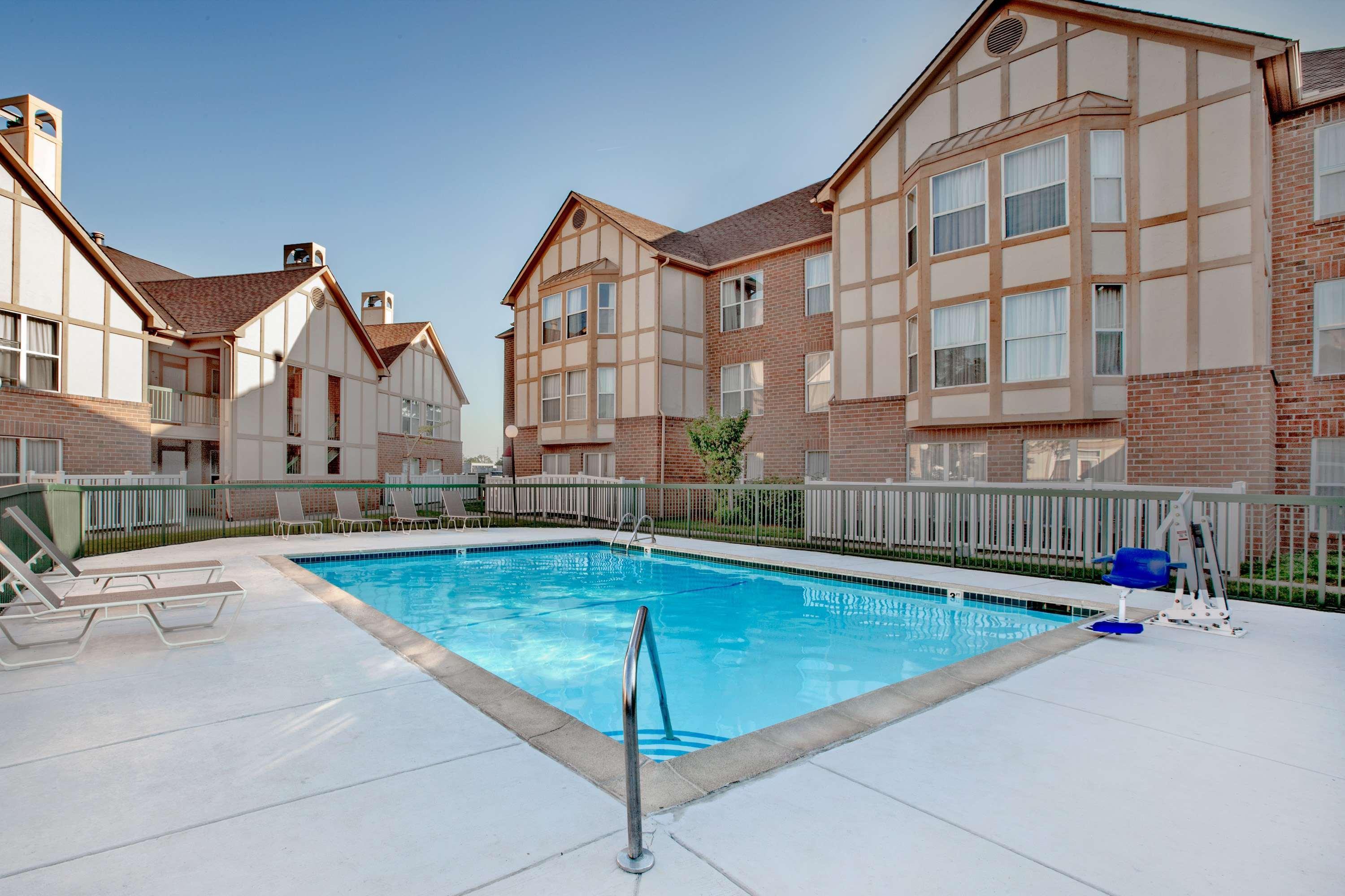 Affordable Suites Of America Detroit-ウォーレン エクステリア 写真